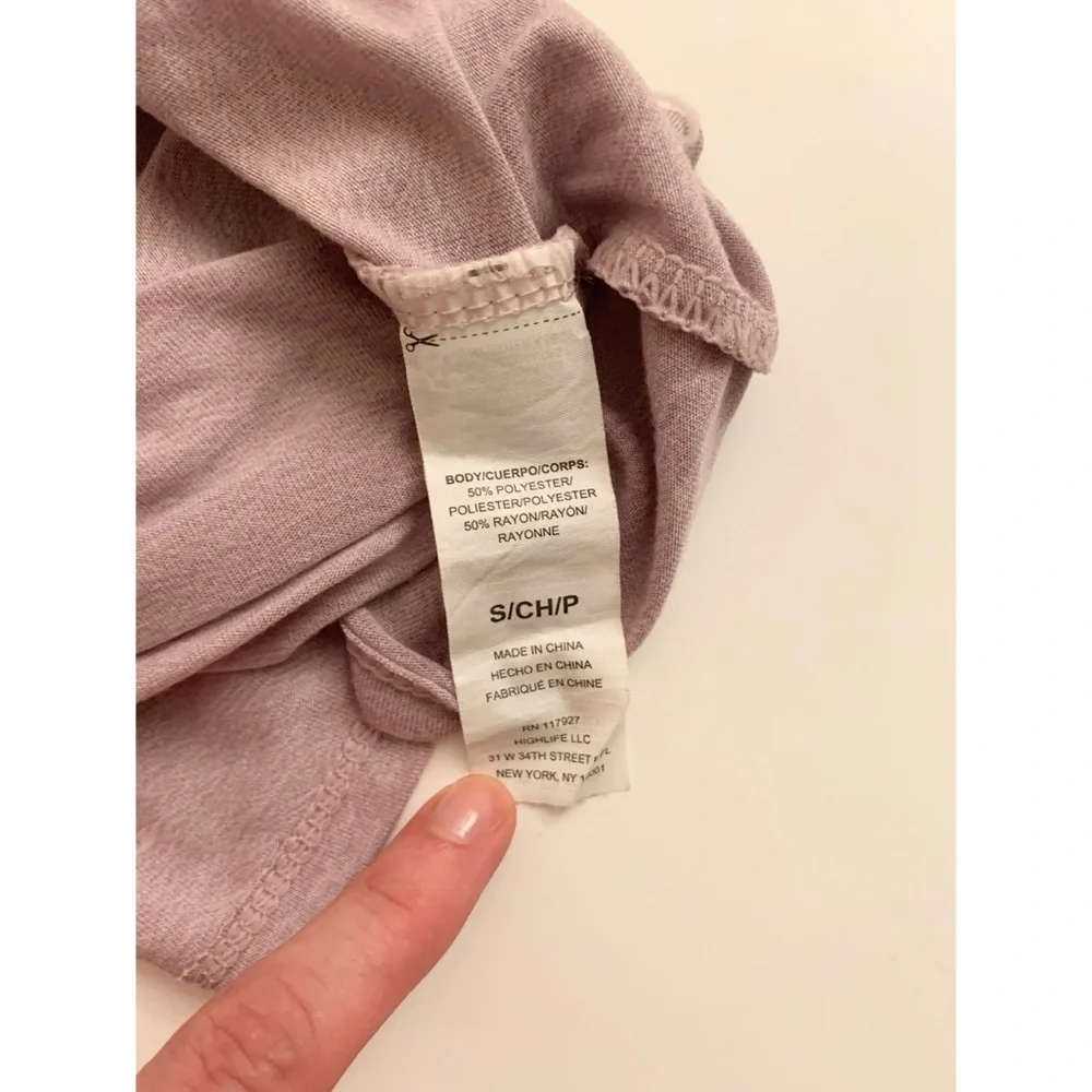 💫3 for $15!💫 Reebok Open-back Workout Tank - Picture 2 of 4